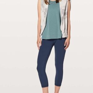 Lululemon Align Crop in True Navy Size 6